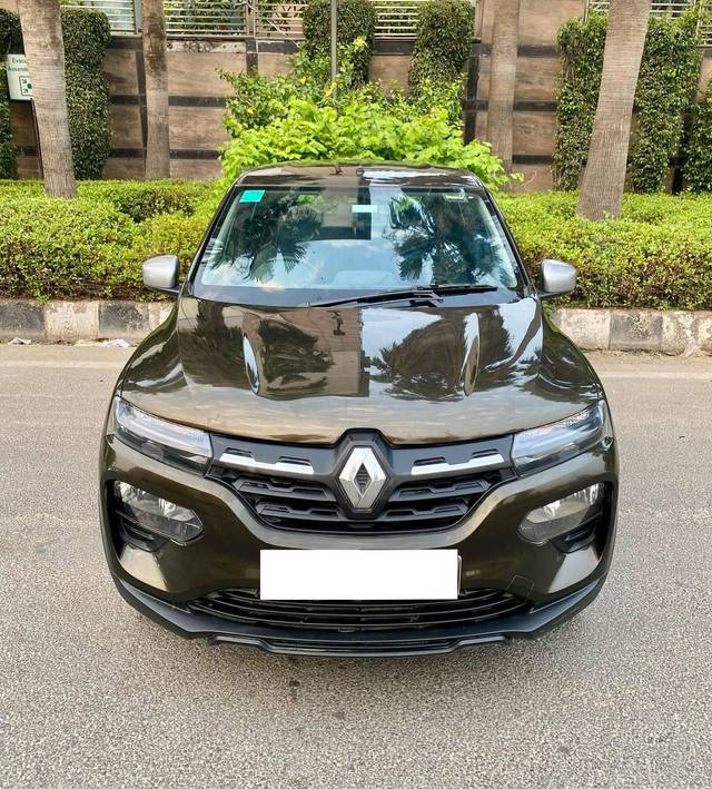 https://images10.gaadi.com/usedcar_image/4590778/original/processed_5447f9a678d4424f012551cbbb8d4510.jpg?imwidth=6400