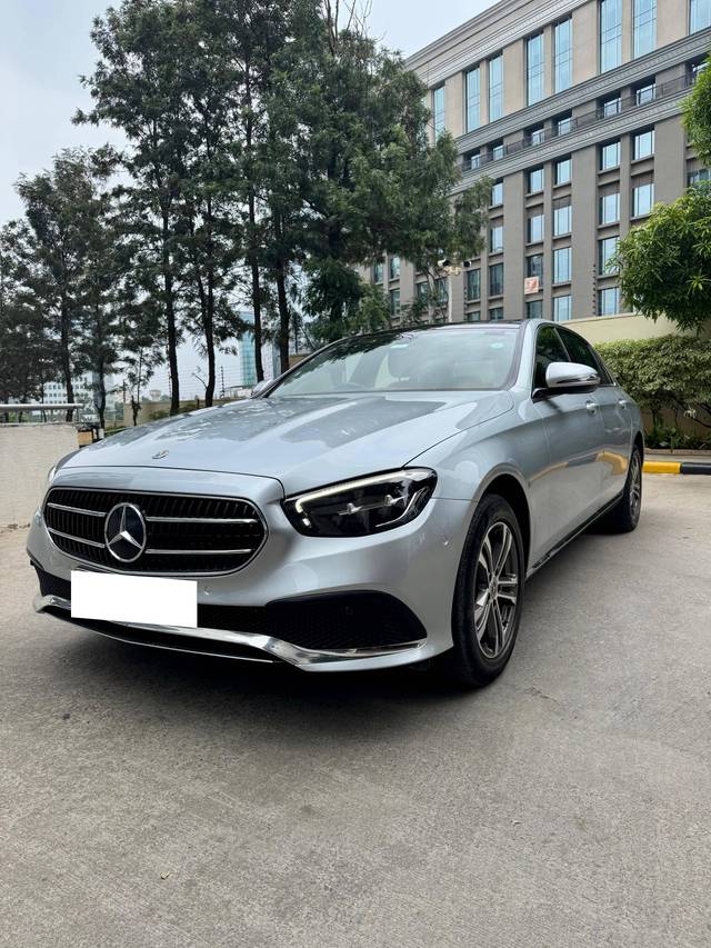 https://images10.gaadi.com/usedcar_image/4590779/original/processed_5e4218f48377a50ba5447a6765022fe9.jpg?imwidth=6401