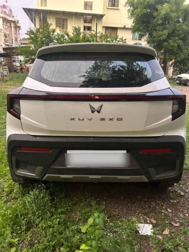 https://images10.gaadi.com/usedcar_image/4590785/original/processed_processed_9fe848ad-0edc-4fa1-a83a-98e033b25c6b.jpg?imwidth=6402
