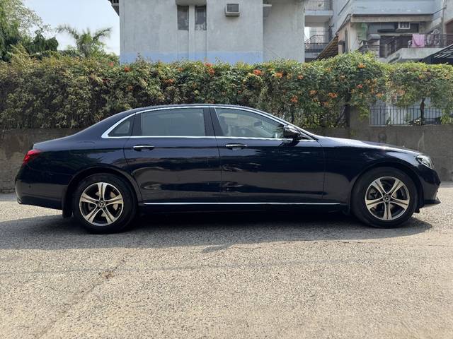 https://images10.gaadi.com/usedcar_image/4590787/original/1a7f5eea38c0805ea8fe1ac34087406d.jpg?imwidth=6402