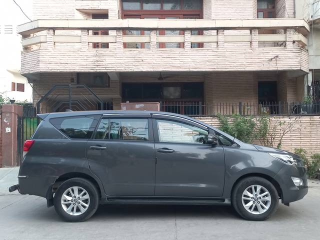 https://images10.gaadi.com/usedcar_image/4590789/original/46e0a02d6d58670cf7c0bfe6448cf90e.jpg?imwidth=6401