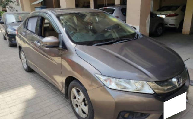 https://images10.gaadi.com/usedcar_image/4590827/original/processed_040dd3f4-a93f-4170-9d61-1b010984046c.png?imwidth=6402