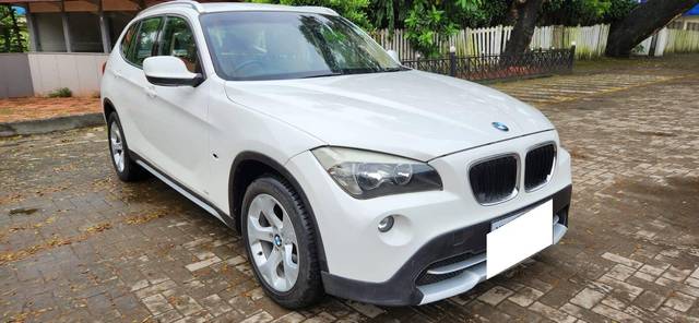 https://images10.gaadi.com/usedcar_image/4590883/original/processed_8033bbba67e256e5d15bf88fbddc073c.jpg?imwidth=6400