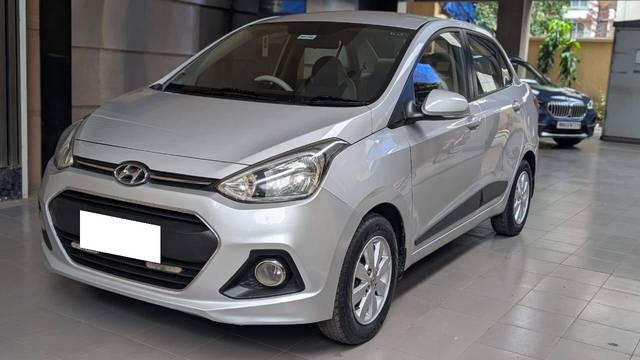 https://images10.gaadi.com/usedcar_image/4590886/original/processed_99af1ec64fc9f8a2cf1d993c20710bea.jpg?imwidth=6402