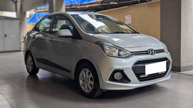 https://images10.gaadi.com/usedcar_image/4590886/original/processed_bb75d6c5ffdca2cd0f49cbe99f63310b.jpg?imwidth=6400