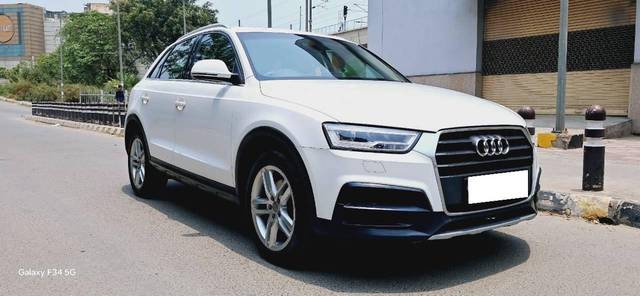 https://images10.gaadi.com/usedcar_image/4590962/original/processed_093217ef9a0c5215b4f00453eede99c1.jpg?imwidth=6400