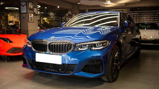 https://images10.gaadi.com/usedcar_image/4590968/original/processed_816c2e26a4289900d4f80e127b9e36c1.jpg?imwidth=6401