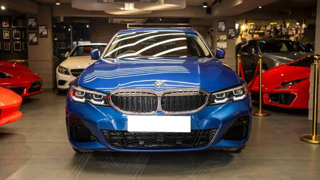 https://images10.gaadi.com/usedcar_image/4590968/original/processed_d2c2334387309e664c5f819ae20c0f64.jpg?imwidth=6402