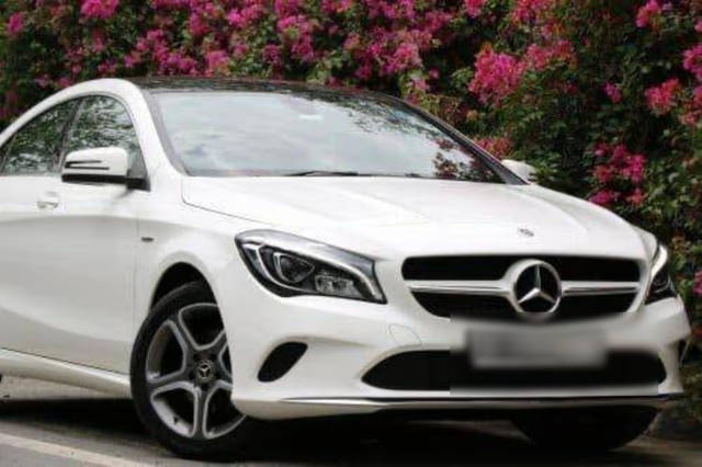 https://images10.gaadi.com/usedcar_image/4590981/original/c9853f4a-b17d-49ac-9808-dae2e21b8d10.png?imwidth=6400