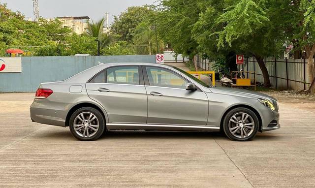 https://images10.gaadi.com/usedcar_image/4590985/original/processed_5433c289979c8f1c0fdcc7fd0ed66a98.jpg?imwidth=6401