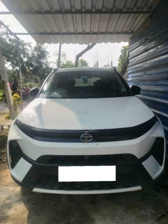 https://images10.gaadi.com/usedcar_image/4590993/original/processed_c17ea998-698d-4b86-8cae-c33b914c5eee.jpg?imwidth=6400