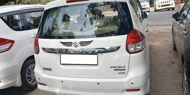 https://images10.gaadi.com/usedcar_image/4590998/original/processed_6ab309b47c18a6b09fbd6a630c774b42.jpg?imwidth=6400