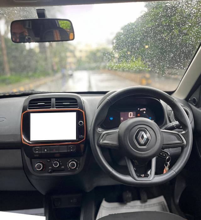https://images10.gaadi.com/usedcar_image/4590999/original/processed_bd4f36a7c926c0355f7ec2533c4b8cda.jpeg?imwidth=6402