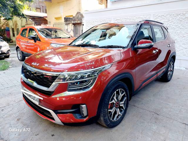 https://images10.gaadi.com/usedcar_image/4591009/original/processed_89e2e8bca96ef625cfaa842ec658b2dc.jpg?imwidth=6402