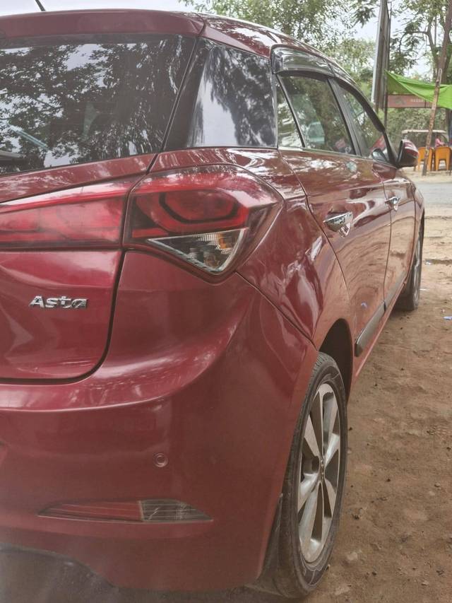 https://images10.gaadi.com/usedcar_image/4591015/original/processed_a4882273632fd079f61abf6336217c5c.jpg?imwidth=6400