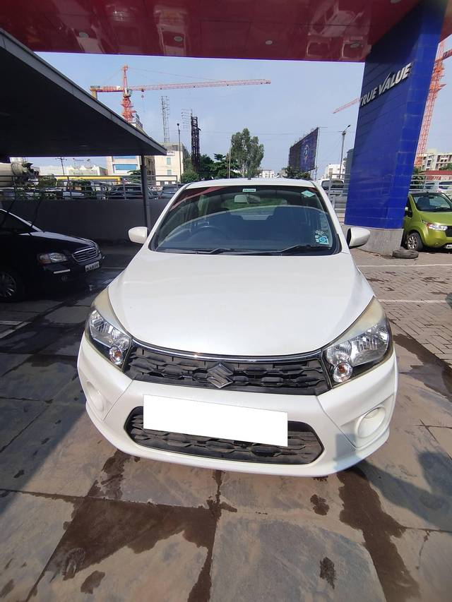 https://images10.gaadi.com/usedcar_image/4591100/original/processed_b8d9d5ac-aa3c-44ff-97d4-5ef611e00fe0.jpg?imwidth=6400