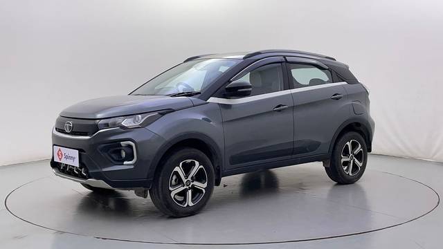 https://images10.gaadi.com/usedcar_image/4591101/original/b973ffb73582568b77efec148dd7bc2b.JPG?imwidth=6400