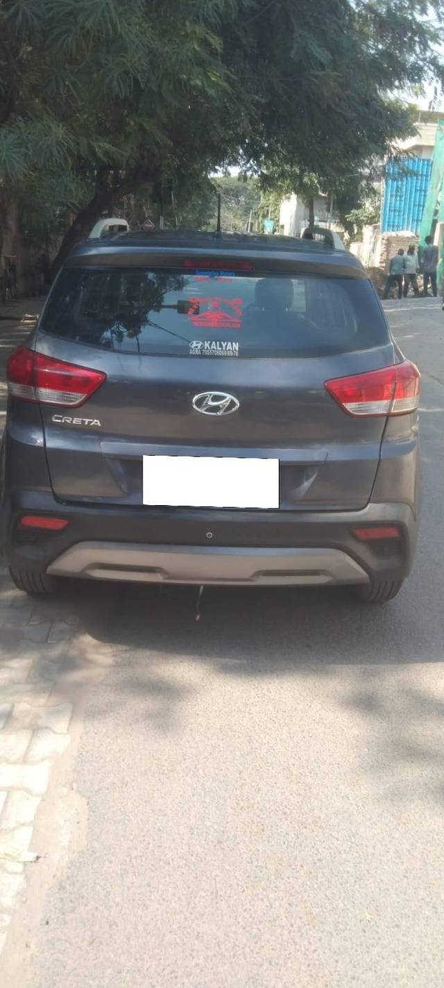 https://images10.gaadi.com/usedcar_image/4591128/original/processed_28d6afe47028f48f87826448b701e070.jpg?imwidth=6401