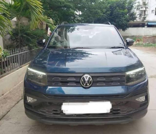 https://images10.gaadi.com/usedcar_image/4591157/original/processed_processed_d2164e6a-3b71-431b-ba2b-69233728084d.jpg?imwidth=6401