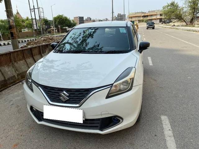 https://images10.gaadi.com/usedcar_image/4591160/original/processed_0c2460d7-01d9-475d-a5df-d548919a1b45.jpeg?imwidth=6402