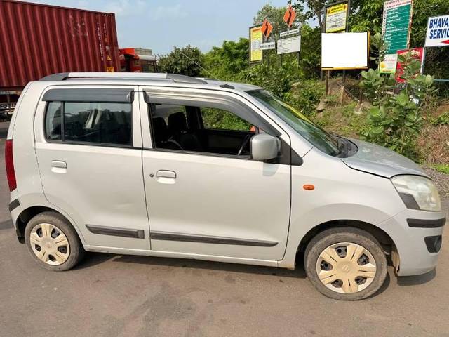 https://images10.gaadi.com/usedcar_image/4591230/original/processed_7c24f889-65f0-4b5f-9c18-75710d2f2031.jpeg?imwidth=6400