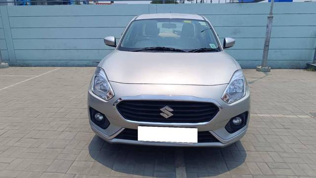 https://images10.gaadi.com/usedcar_image/4591233/original/processed_175e08e91a180153effd4b61c4768480.jpeg?imwidth=6400