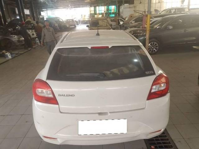 https://images10.gaadi.com/usedcar_image/4591241/original/processed_22b44722-4e1d-411c-9e80-5ce9ea61441f.jpeg?imwidth=6400