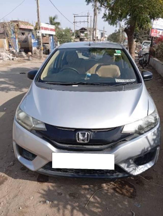 https://images10.gaadi.com/usedcar_image/4591243/original/processed_b4de861b-b30b-4a9c-b4a8-a12ddfbbab4f.jpg?imwidth=6400