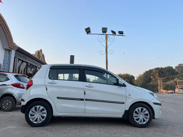 https://images10.gaadi.com/usedcar_image/4591254/original/3137bc0b85b760ee2b0a1385fa230eb6.jpg?imwidth=6401