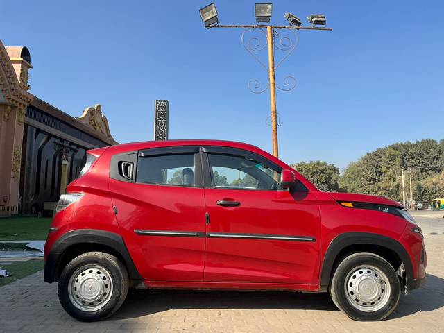 https://images10.gaadi.com/usedcar_image/4591255/original/282ccb8b7e45f2a4d35ff216d8279e97.jpg?imwidth=6401