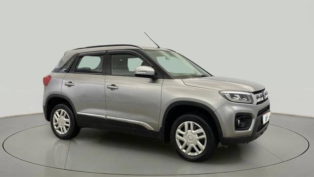 https://images10.gaadi.com/usedcar_image/4591272/original/1407d1b093320f861f5bcfcfc591de8e.jpg?imwidth=6400