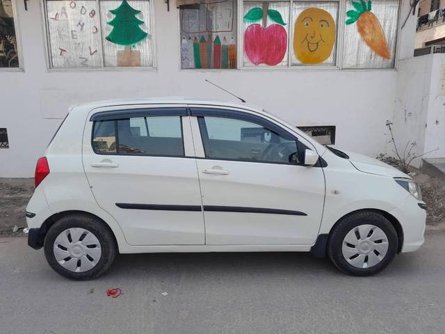 https://images10.gaadi.com/usedcar_image/4591273/original/processed_be342e2a98875b7dc727e9eb2f2a0b05.jpg?imwidth=6401