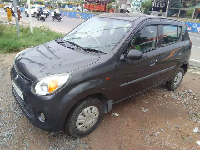 https://images10.gaadi.com/usedcar_image/4591288/original/processed_72bc85bb560fb21a51be0890b274ed54.jpg?imwidth=6400