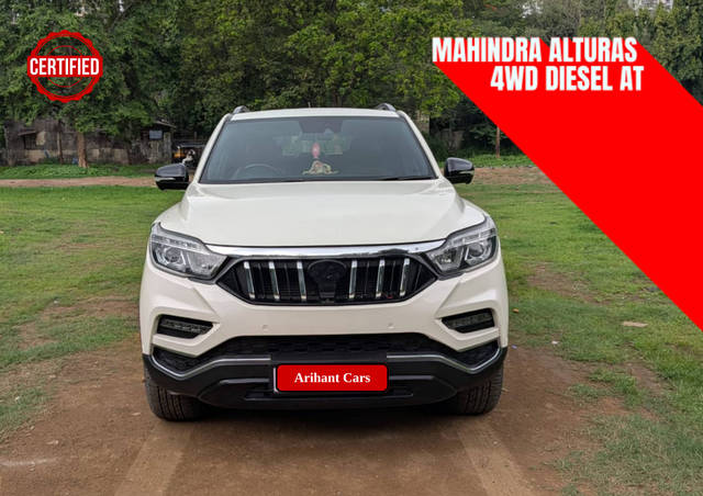 https://images10.gaadi.com/usedcar_image/4591294/original/processed_398ee9570265d54eb1fe31c8da0b01dc.png?imwidth=6400