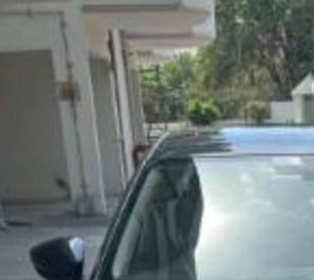 https://images10.gaadi.com/usedcar_image/4591299/original/processed_8212cb02-2cfa-4b4d-a097-5aa164b39358.jpg?imwidth=6400