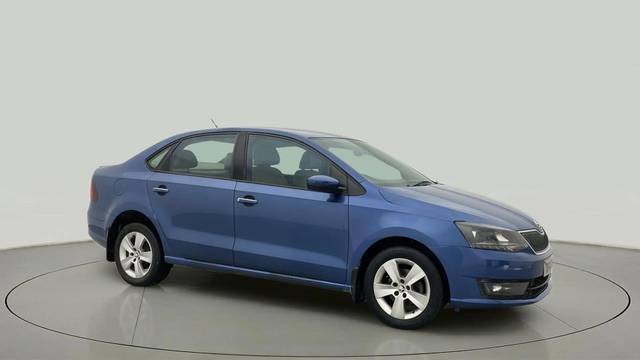 https://images10.gaadi.com/usedcar_image/4591303/original/dca7cce6820baf2820b7f1565409963f.jpg?imwidth=6400
