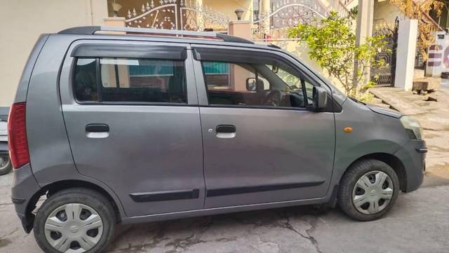 https://images10.gaadi.com/usedcar_image/4591377/original/processed_4f9fe252-b71b-4e3f-87a7-f1cb1c6d5e70.jpg?imwidth=6400