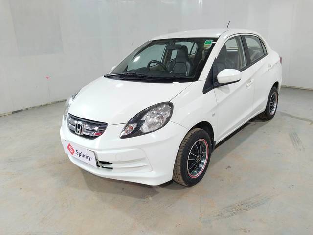 https://images10.gaadi.com/usedcar_image/4591390/original/5fba101acce784b063a4d1b41a275036.jpg?imwidth=6400