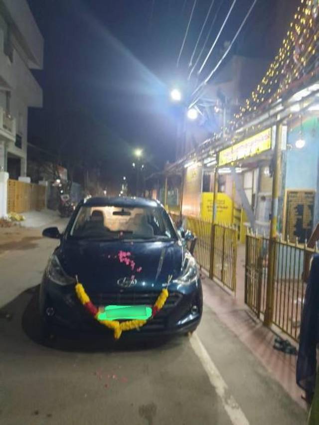 https://images10.gaadi.com/usedcar_image/4591395/original/processed_79a0b61b-8eb9-4a97-aec5-8a3e8bbc6109.jpg?imwidth=6400