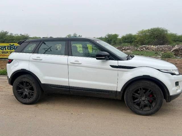 https://images10.gaadi.com/usedcar_image/4591405/original/processed_8c792e61-c1f0-4033-869c-a85a2b761228.jpeg?imwidth=6401
