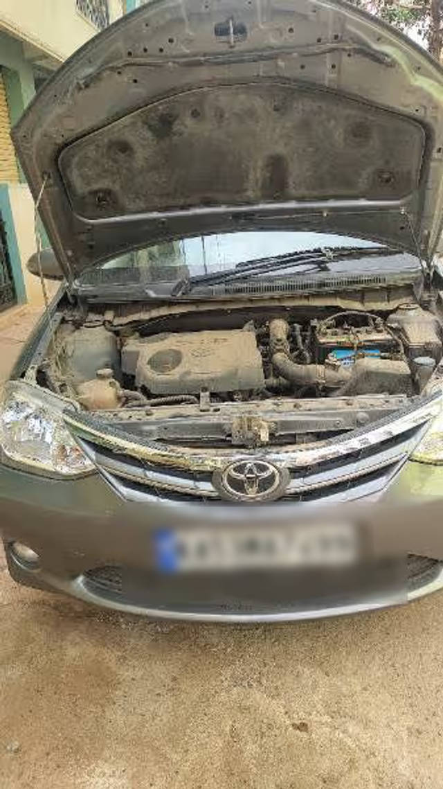 https://images10.gaadi.com/usedcar_image/4591408/original/ba659ae6-0708-48e2-920f-0851ad6ba37b.png?imwidth=6402