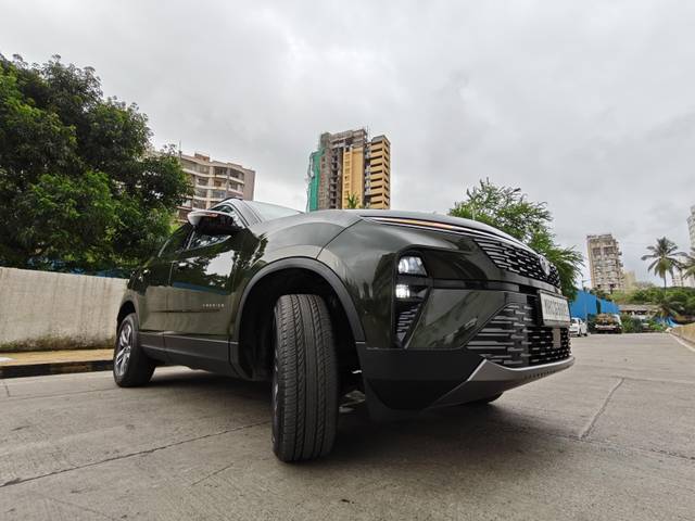 https://images10.gaadi.com/usedcar_image/4591411/original/processed_b929bf50c3cb61a4aa64db216c8f1923.jpg?imwidth=6402