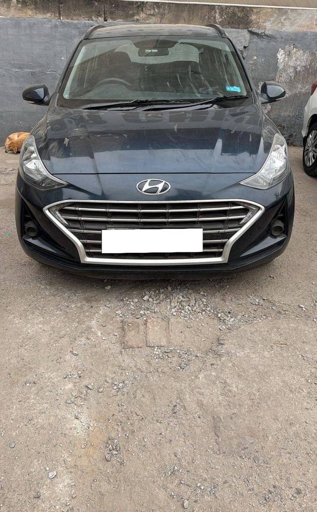 https://images10.gaadi.com/usedcar_image/4591418/original/processed_c34f94b0a0fdc6d5ee5e8f6da4a9ef69.jpg?imwidth=6402