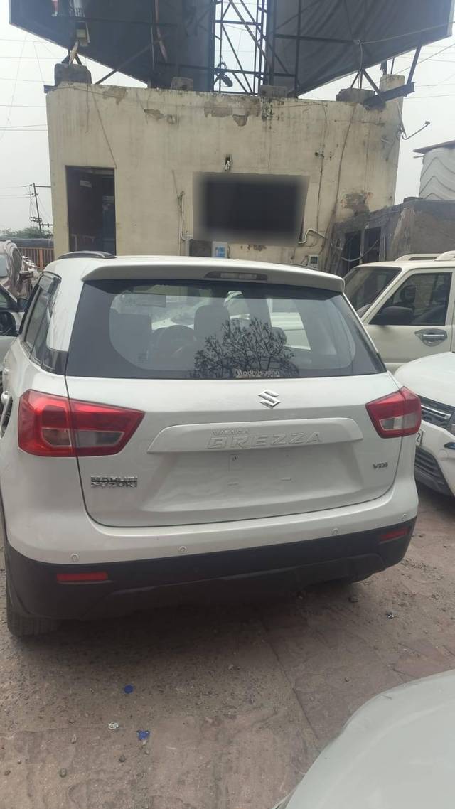 https://images10.gaadi.com/usedcar_image/4591421/original/processed_e86e29c0d9234bdf8453fbfbd92ca4e5.jpg?imwidth=6401