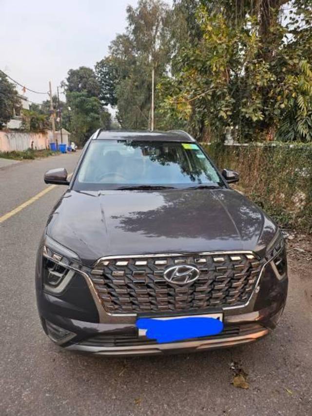 https://images10.gaadi.com/usedcar_image/4591432/original/processed_18c012c7-dc07-4043-9a0b-19c186b293ea.jpg?imwidth=6400
