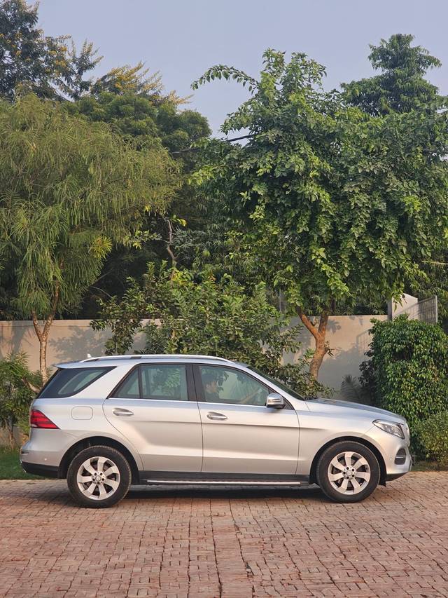 https://images10.gaadi.com/usedcar_image/4591437/original/eb1272fdc9c36d26f6449b203e243db0.jpg?imwidth=6401