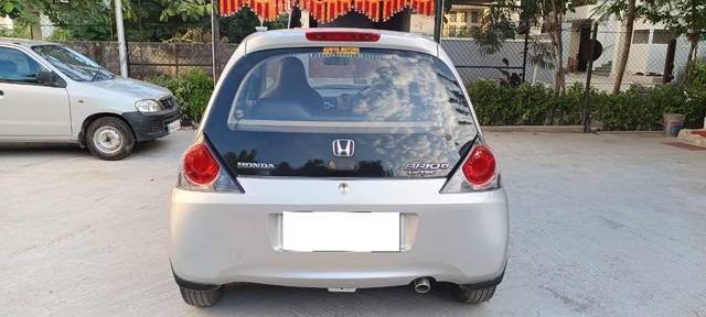 https://images10.gaadi.com/usedcar_image/4591439/original/processed_7045ea6621499840678014846f091278.jpg?imwidth=6401