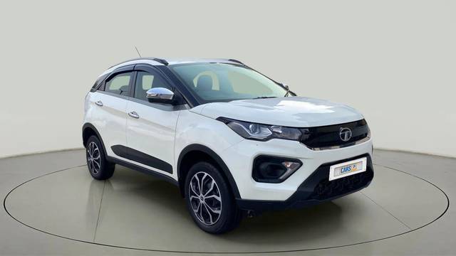 https://images10.gaadi.com/usedcar_image/4591448/original/538454fbb8225e33d105a934b17cc4d5.jpg?imwidth=6400