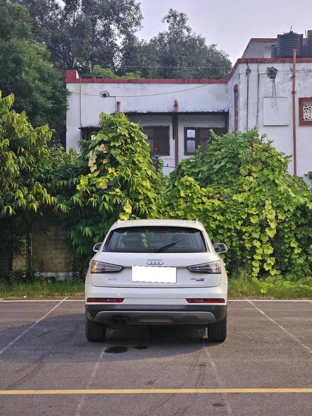 https://images10.gaadi.com/usedcar_image/4591450/original/processed_5e24be62f9d67e5d021d7f7351a737bc.jpg?imwidth=6402