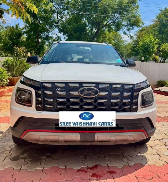 https://images10.gaadi.com/usedcar_image/4591533/original/processed_225364acf0e64625796208e9f06e8dd4.jpg?imwidth=6400